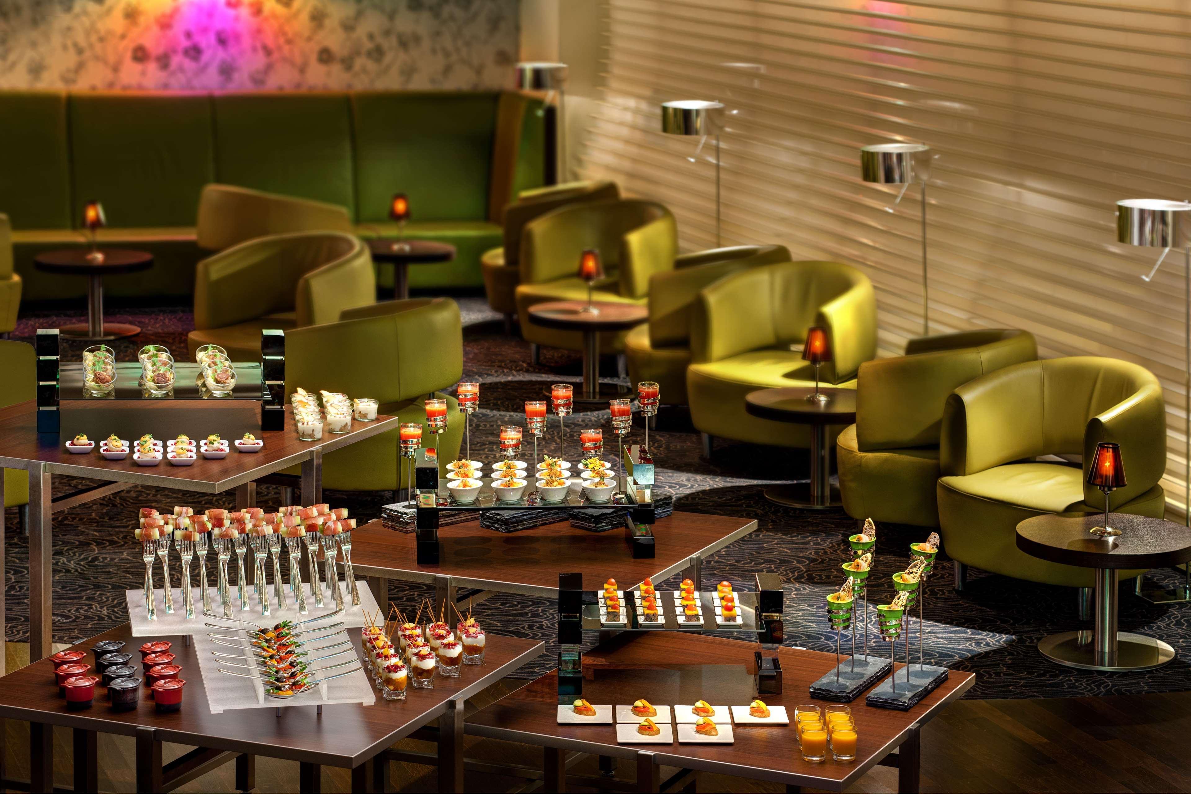 Hilton Frankfurt Airport 4*