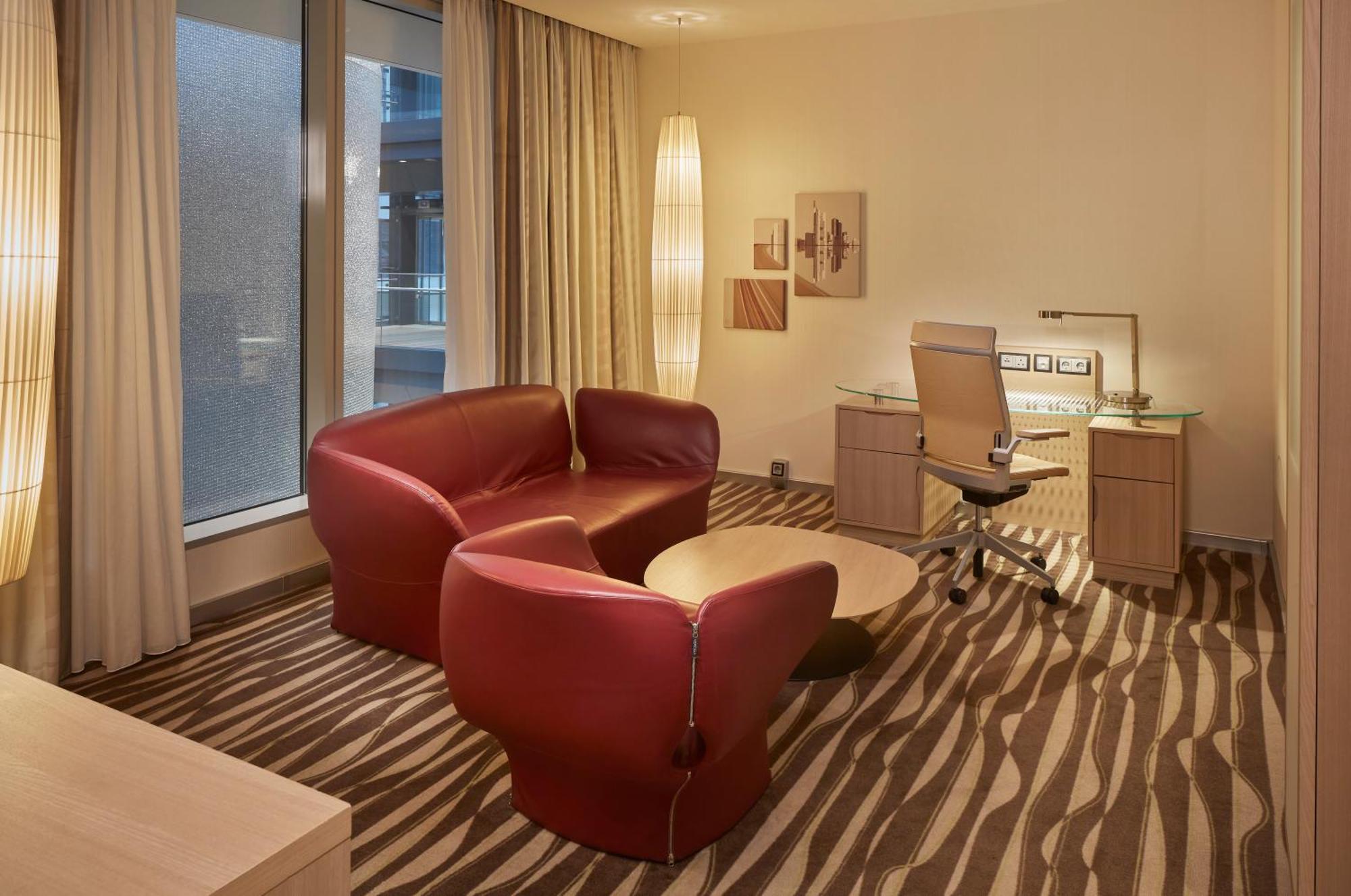 Hilton Frankfurt Airport 4* Fráncfort del Meno
