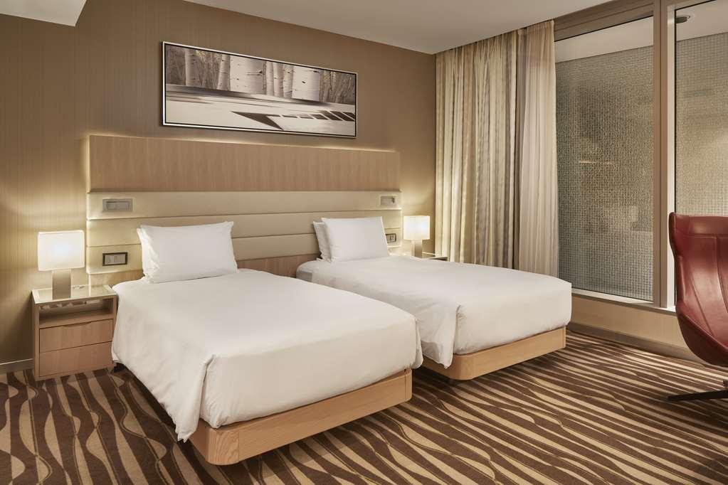 Hilton Frankfurt Airport 4* Fráncfort del Meno