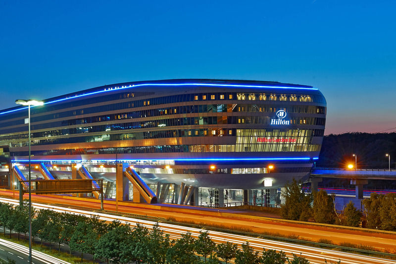Hilton Frankfurt Airport