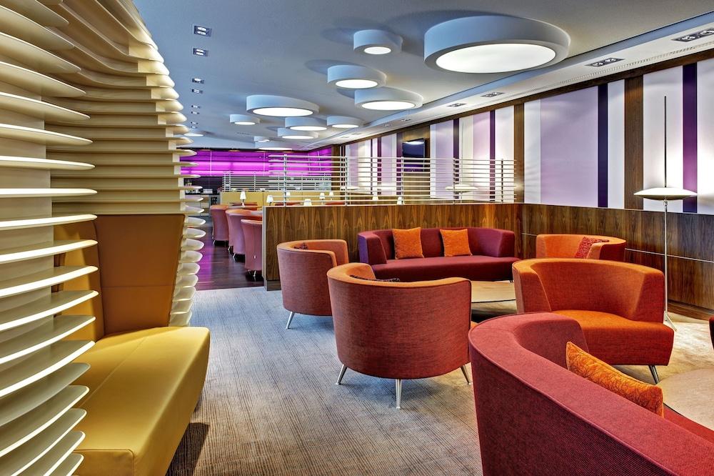Hilton Frankfurt Airport Отель