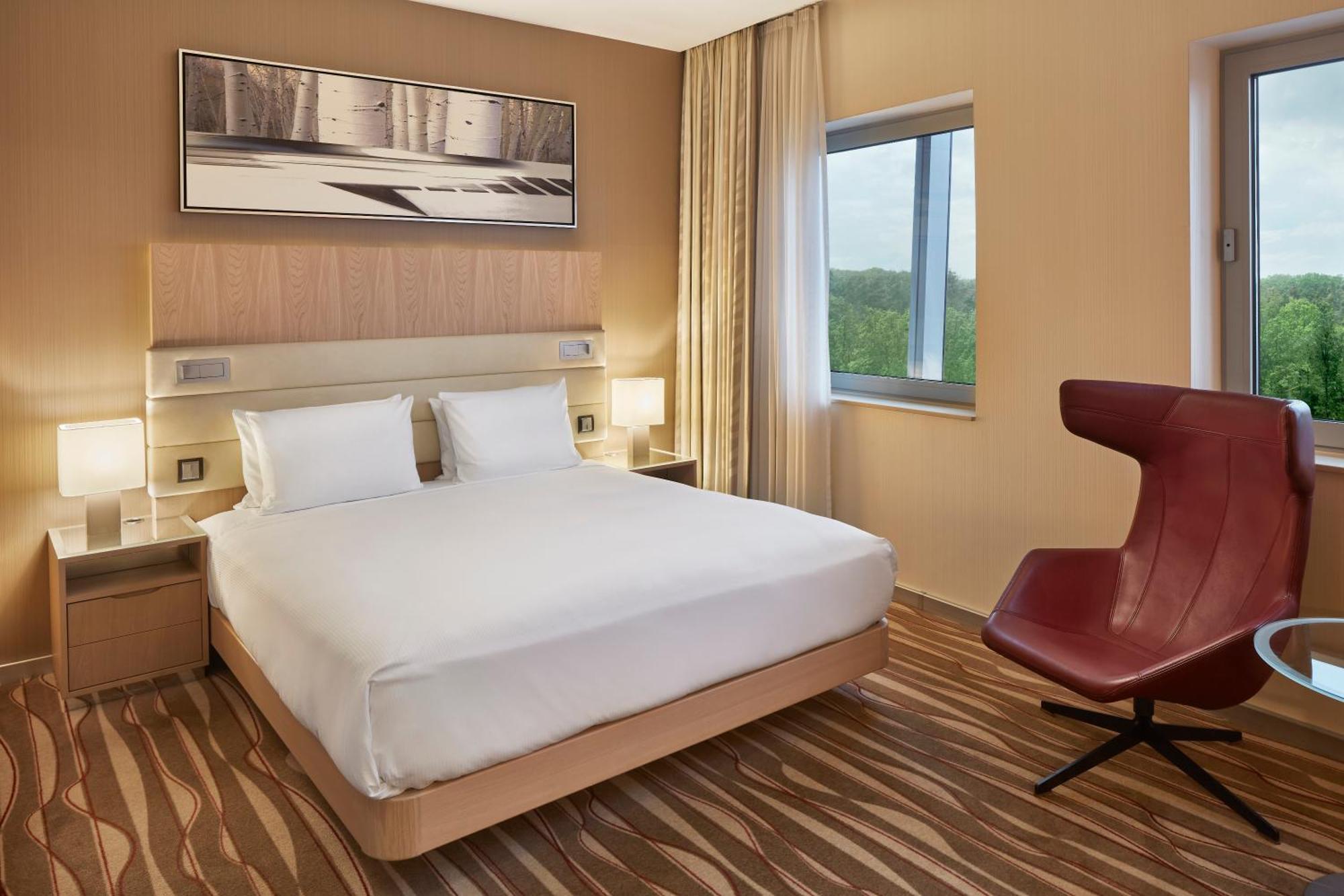Hilton Frankfurt Airport 4* Франкфурт-на-Майне