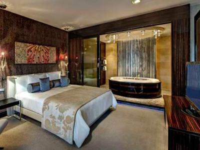 Hilton Frankfurt Airport Отель 4*